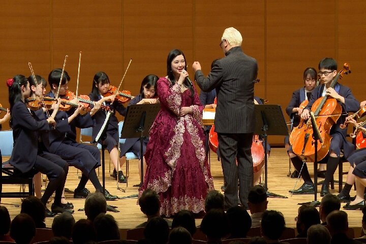 Kaori Tsutsui, a former scholarship student who appears at Nakayama KLC Concert